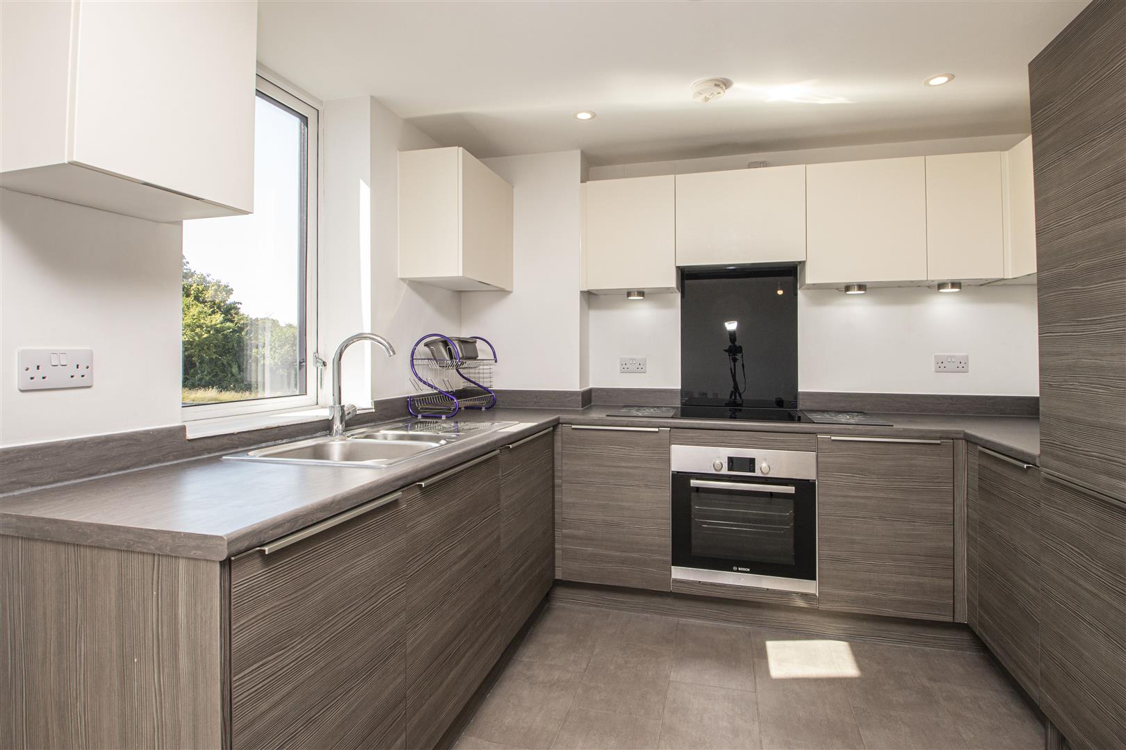 5 Larson Close, Oakgrove, Milton Keynes